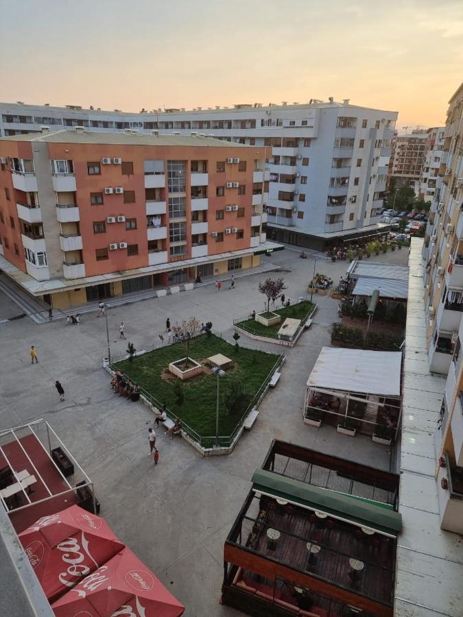 5 Star Apartment Podgorica Eksteriør billede
